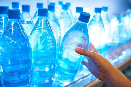 La Vie chère au Sénégal : Jusqu’où ira la hausse des prix ? Quand une bouteille d’eau coûte 1.000 FCFA